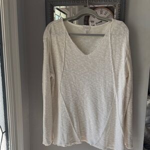 Sivana white V-Neck Blouse